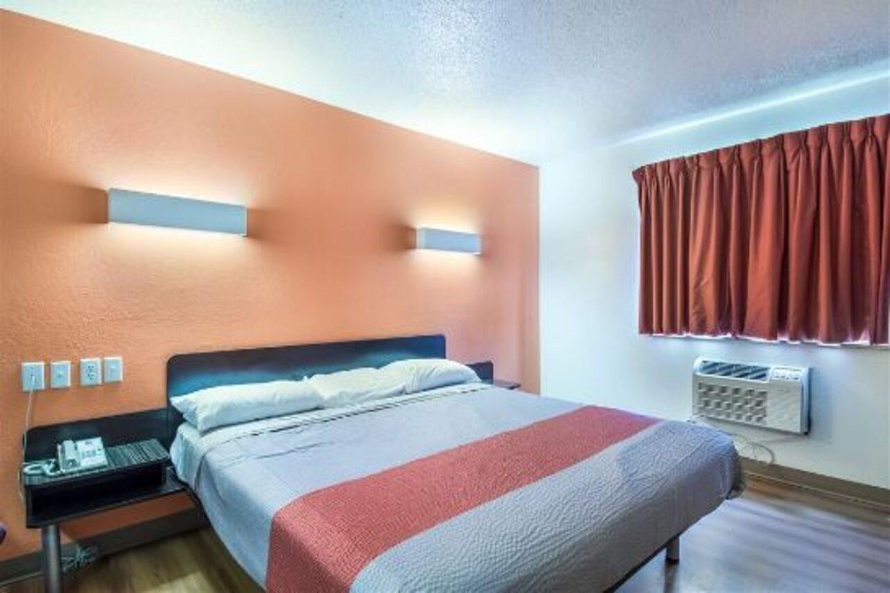 Red Roof Inn Findlay Kültér fotó